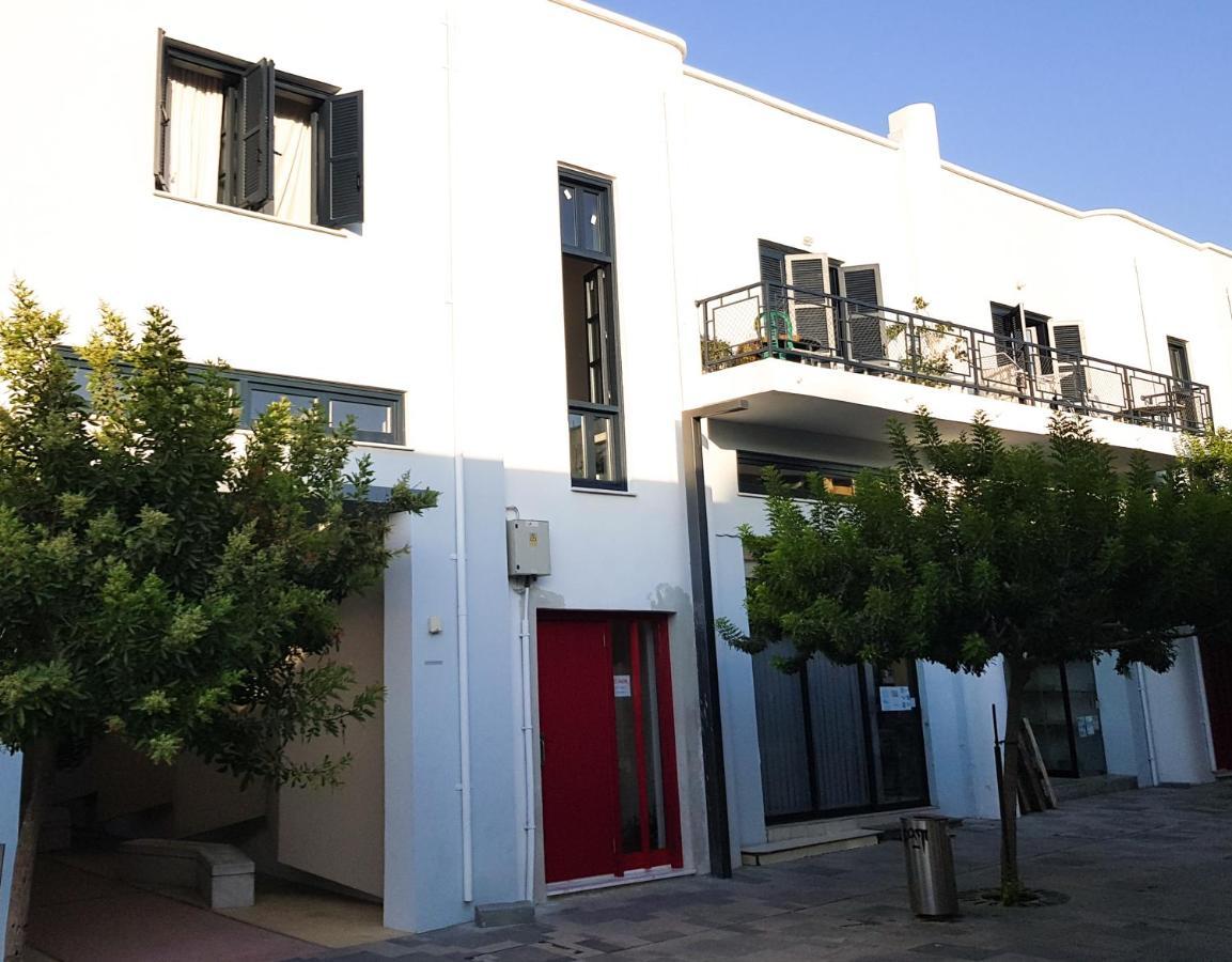 Trianon Vandrehjem Paphos Eksteriør billede