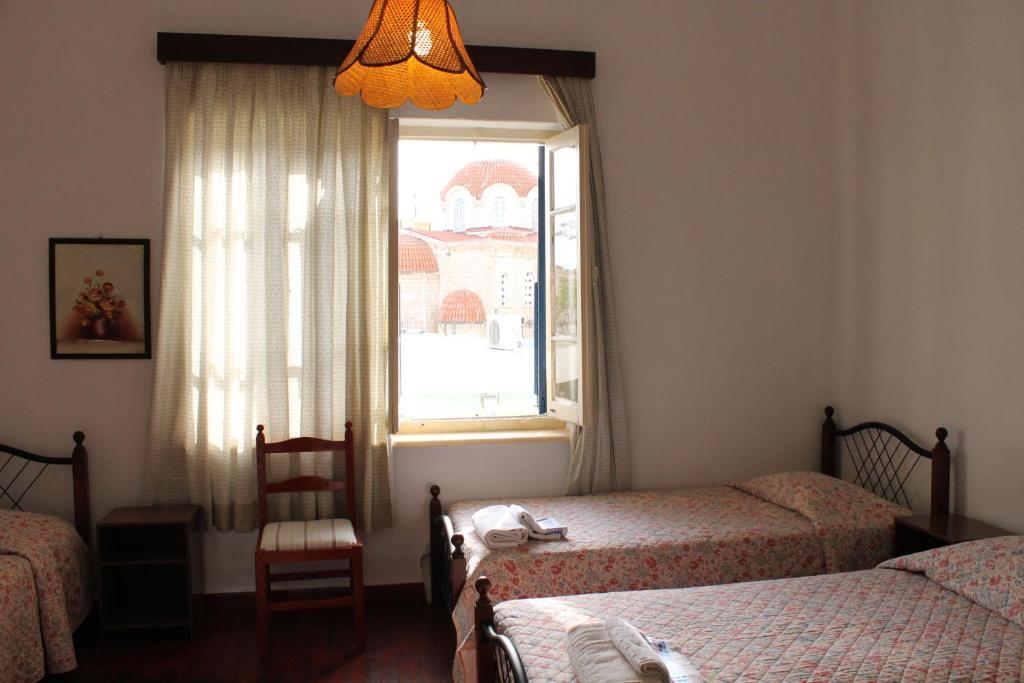 Trianon Vandrehjem Paphos Værelse billede